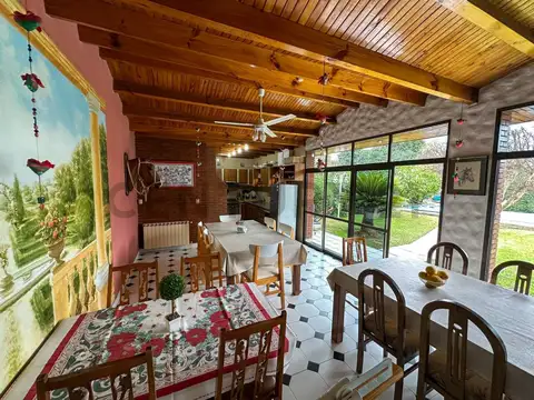 Casa 4 ambientes con 4 baños
