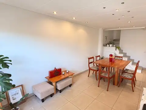 Depto Tipo Casa en Venta en Villa Ballester, USD 178.900