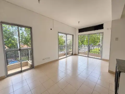 Departamento dos ambientes en Merlo Centro