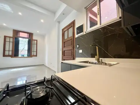 Depto Tipo Casa en Venta de 3 ambientes