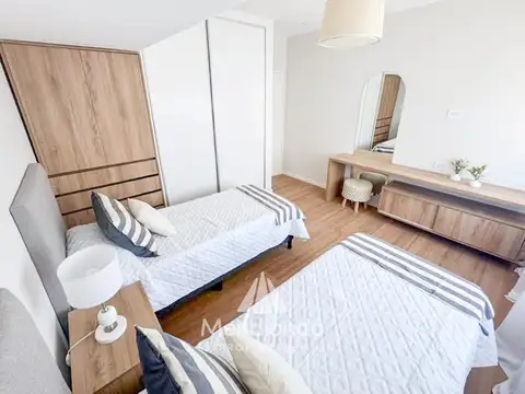 Depto Tipo Casa en Venta con 1 cocheras