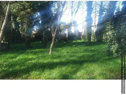 Lote en barrio Colina Alegre