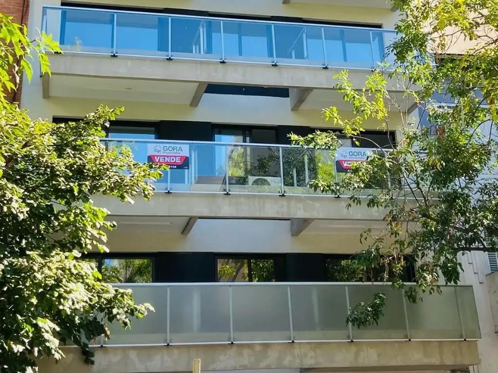 FRANKLIN 25 de  1 y 2 Dormitorios