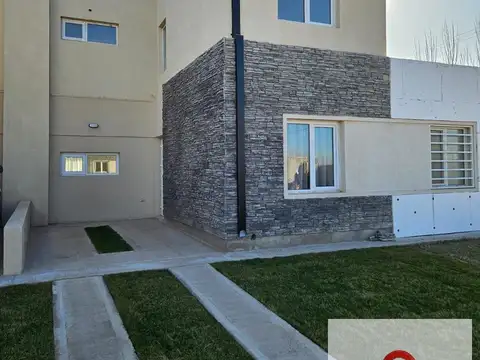 Casa en Venta en Cipolletti, USD 199.500