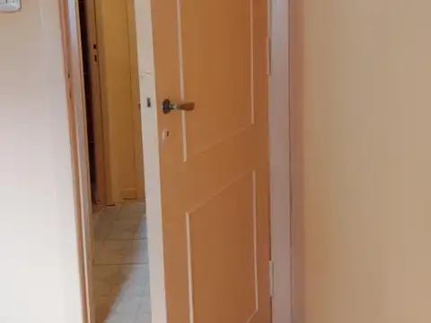 Depto Tipo Casa en Alquiler en Caseros, $ 990.000