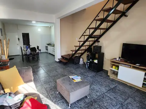 Depto Tipo Casa en Venta de 1 dormitorio