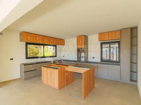 Casa en La Cuesta - Av. Ejercito Argentino al 300