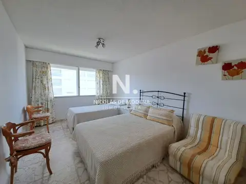 Apartamento en alquiler de 2 dormitorios en Edificio I´marangatu, Playa Mansa , Punta del Este
