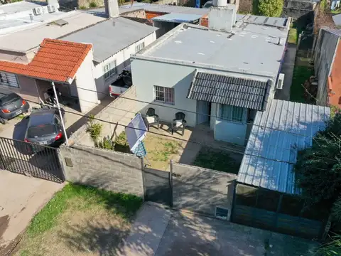 Cuyas y Sampere 1600