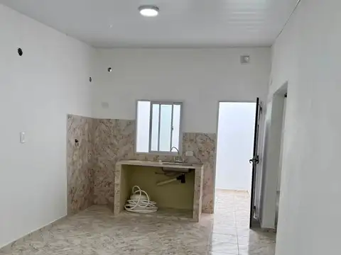 Depto Tipo Casa en Alquiler de 3 ambientes