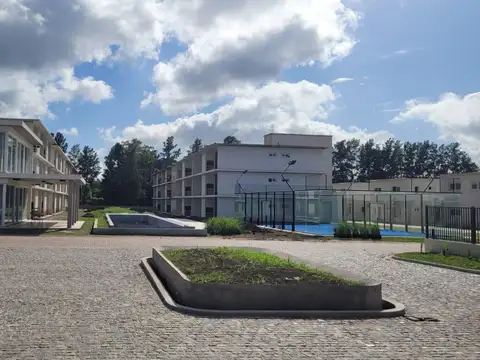 Casa 3 dormitorios en Pilar con jardin y amenities