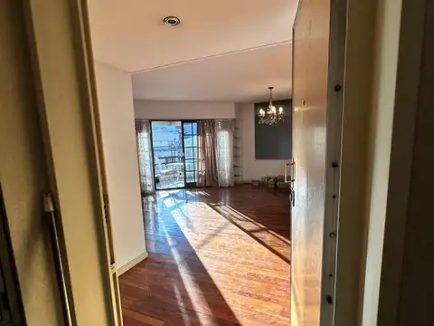 AV. ALBERDI 900, Piso 8