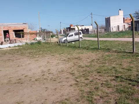 Terreno en venta - 486Mts2 - Melchor Romero, La Plata