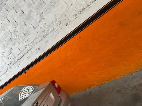 ¡Oportunidad Única! Galpón de 100 m² en Troncos del Talar con Habilitación para Taller Mecánico
