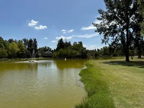 Casa en Alquiler 4 Ambientes en Farm Club, Pilar