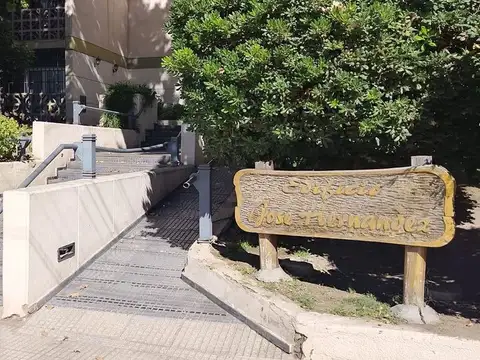 Avenida Bartolomé Mitre 2400