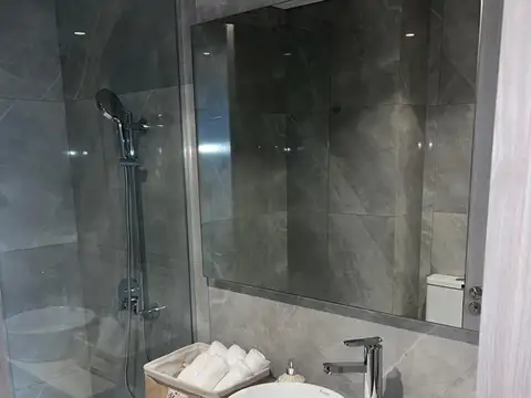 Departamento en Alquiler Temporal con 1 cocheras