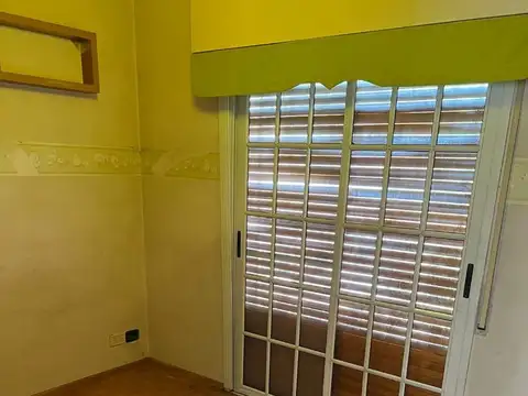 Depto Tipo Casa en Venta en Ramos Mejia, USD 109.000