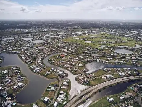 LOTE EN BARRIO PUERTOS NATIVAS