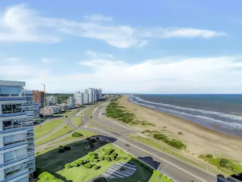 Alquiler Punta del Este Playa Brava vista al mar