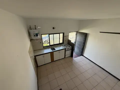 Depto Tipo Casa en Alquiler de 2 ambientes