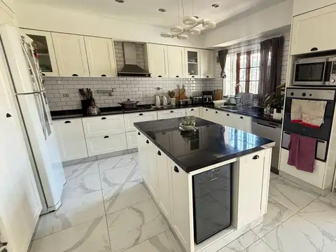 Caracas 4700