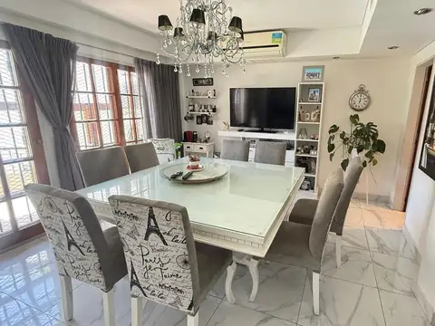 Casa en Venta de 5 dormitorios