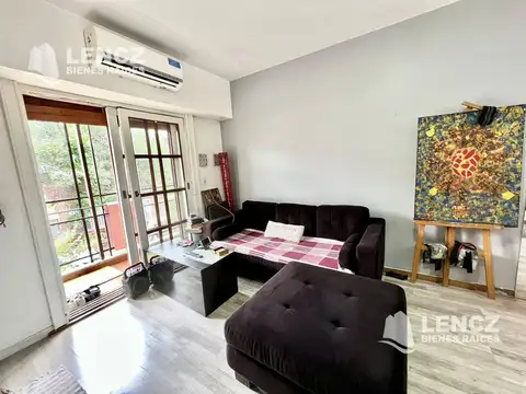 OPORTUNIDAD UNICA  Depto. ph 3 ambientes en primer piso. A solo 7 cuadras de Brandsen