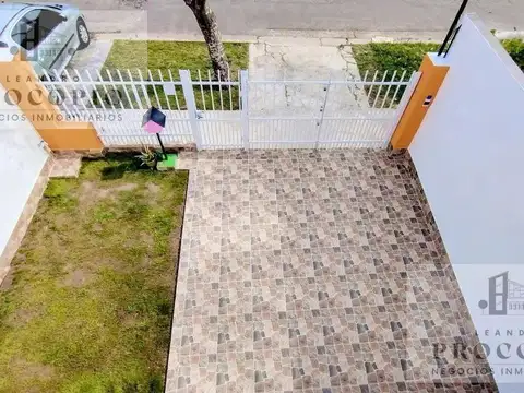 Casa 3 ambientes en venta en Morón
