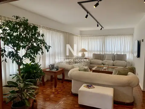 En venta apartamento de 3 dormitorios en Península, Punta del Este