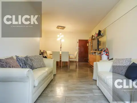 Departamento 4 ambientes con 2 baños