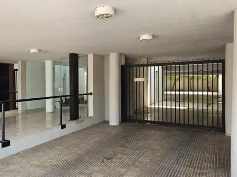 San Juan 800, Piso 3°