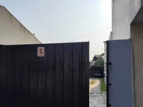 Terreno en Venta 32  mts Fondo