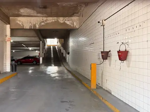 Venta Cochera cubierta Liniers