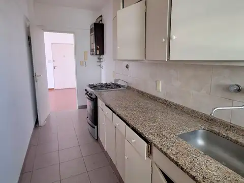 Departamento en Alquiler en Villa Celina, $ 650.000