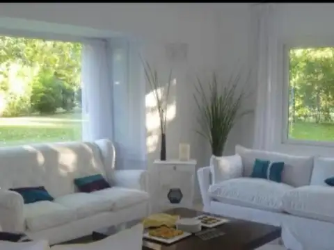 Casa en Venta Los Cardales 7 ambientes con Pileta