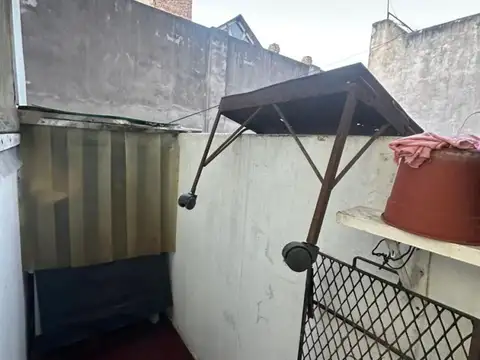 Depto Tipo Casa en Venta 60 años