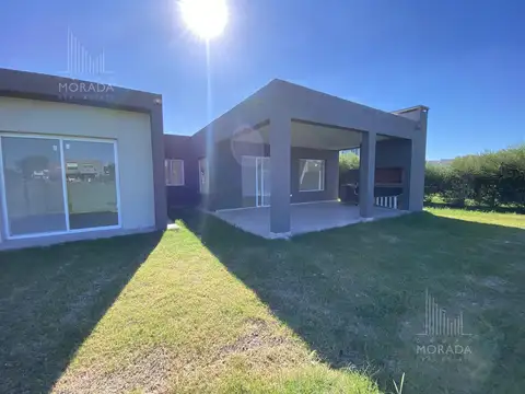 VENTA Casa 4 Ambientes en Barrio San Sebastian A ESTRENAR AREA 2