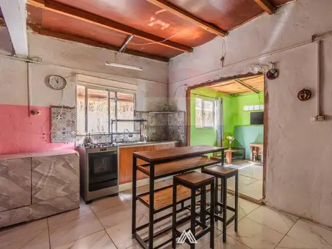 VENTA CASA 2 DORMITORIOS MÁS MONOAMBIENTE NEPTUNIA