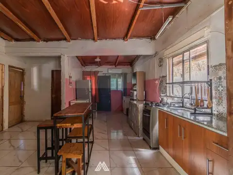 VENTA CASA 2 DORMITORIOS MÁS MONOAMBIENTE NEPTUNIA