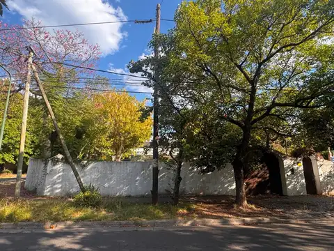 Terreno en Venta en La Horqueta, USD 350.000