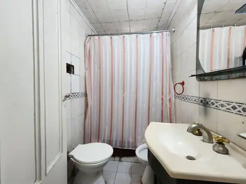 Depto Tipo Casa en Venta 46 años