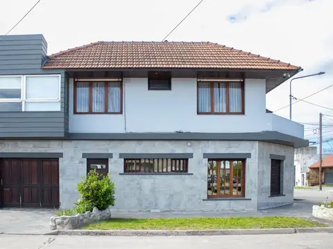 Venta PH 3 ambientes B/ San Cayetano C/ cochera