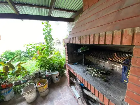 Casa en Venta en Alberdi, USD 36.000