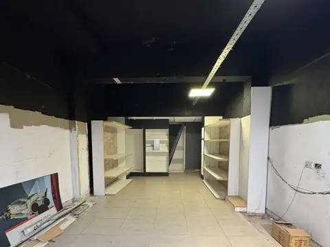 Local en Alquiler en Lanús Este, $ 2.200.000