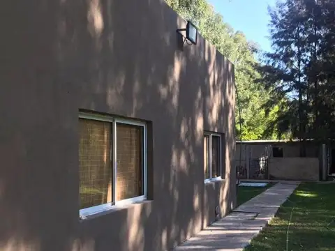 Casa Quinta de 7 Ambientes con Pileta en Abasto