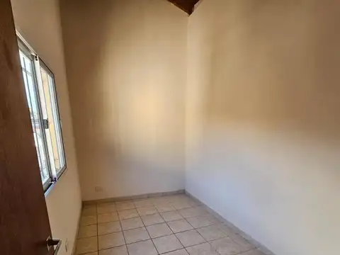 Depto Tipo Casa 3 ambientes con 1 baño