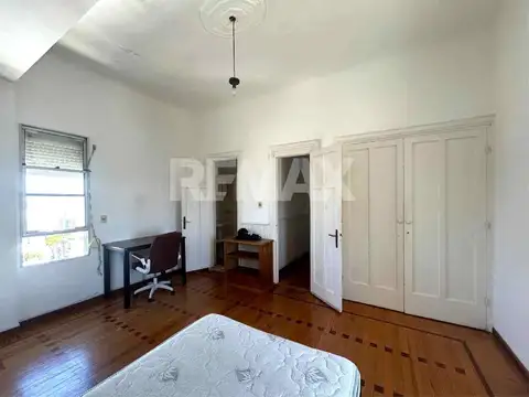 ALQUILER, Monoambiente, 18 de Julio y Ejido.