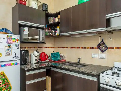 Departamento 5 ambientes con 1 baño