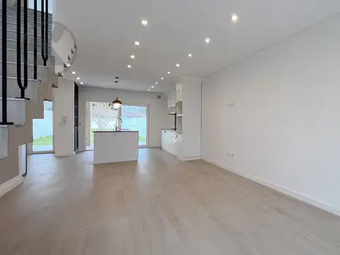 24 MESES | CASA A ESTRENAR  DE 4 AMBIENTES | CONSTITUCION |